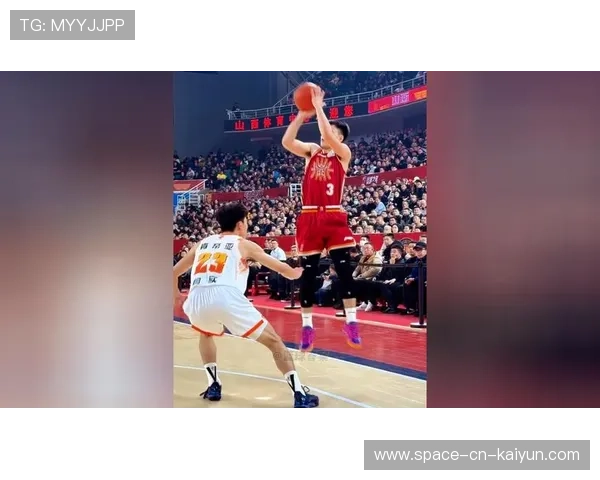 布克脚步训练极致顺滑,后仰跳投美如画